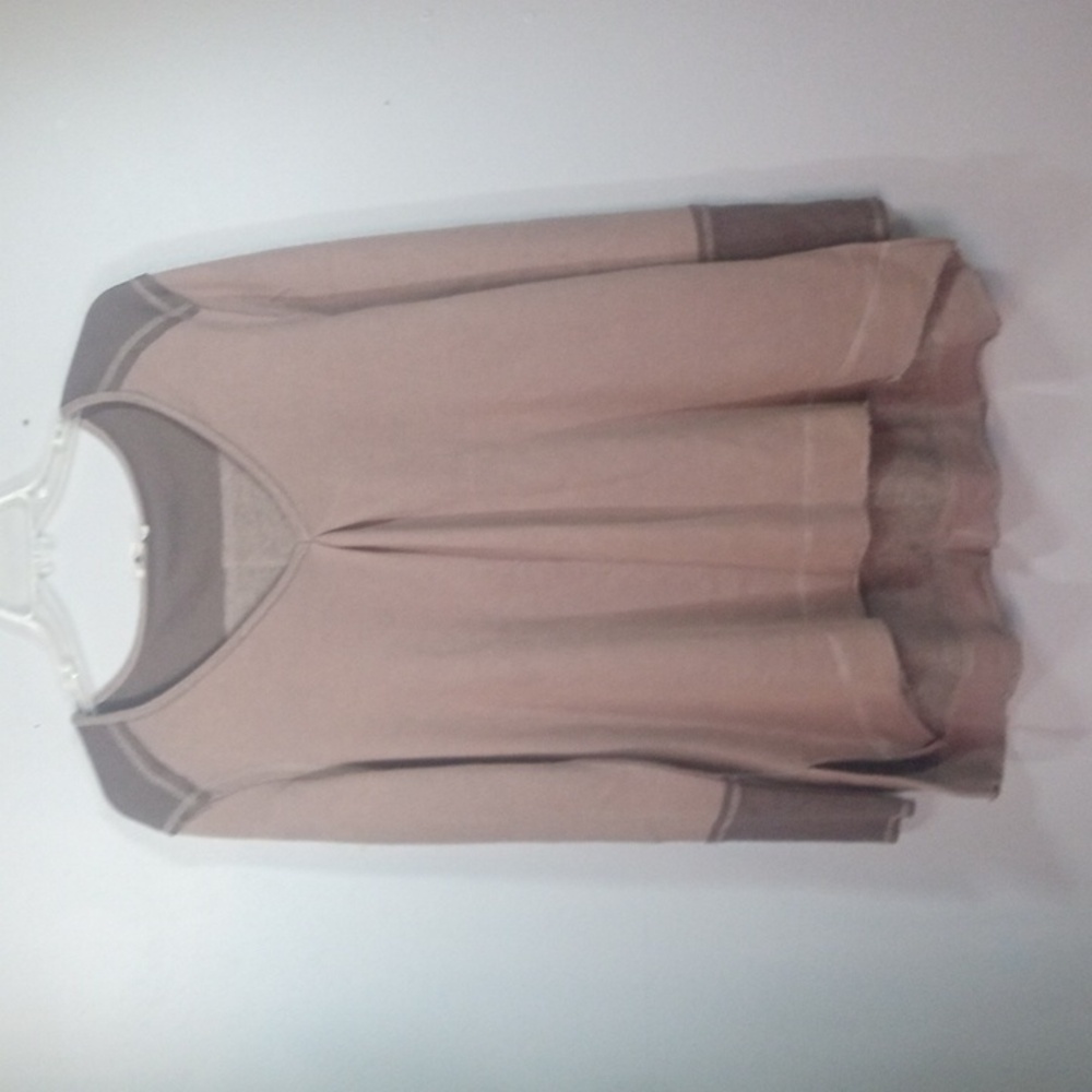 Umgee Women's Brown Long Sleeve V-Neck Tunic Size Medium